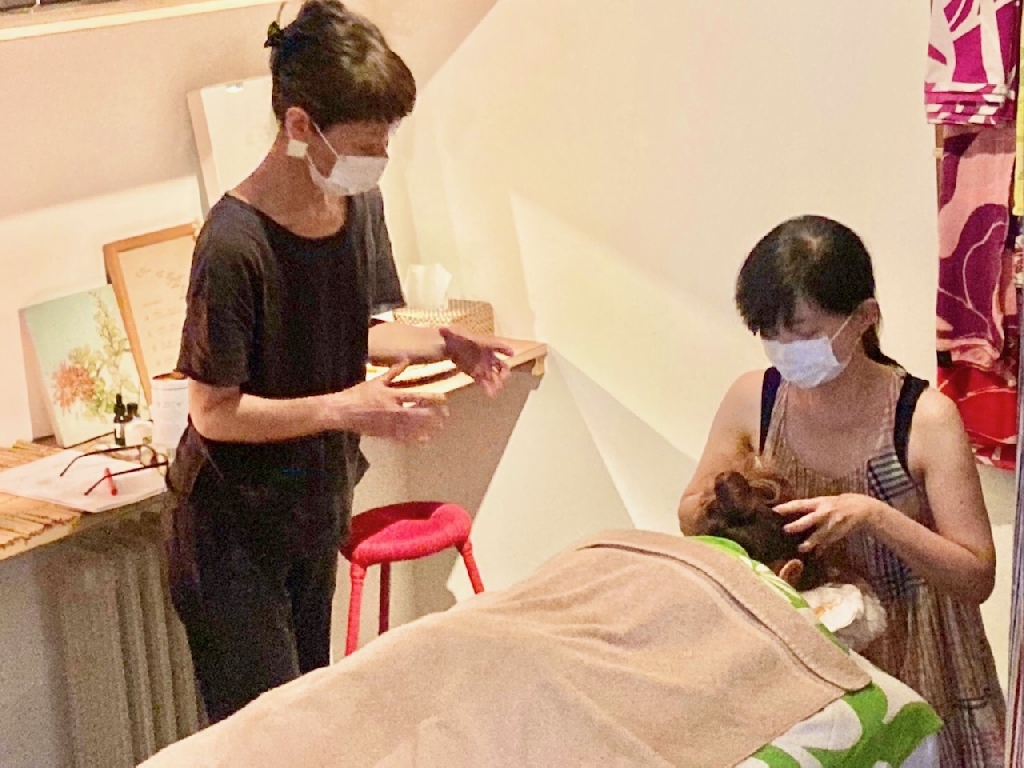 eggs上野桜木ロミロミスクールのメイン画像